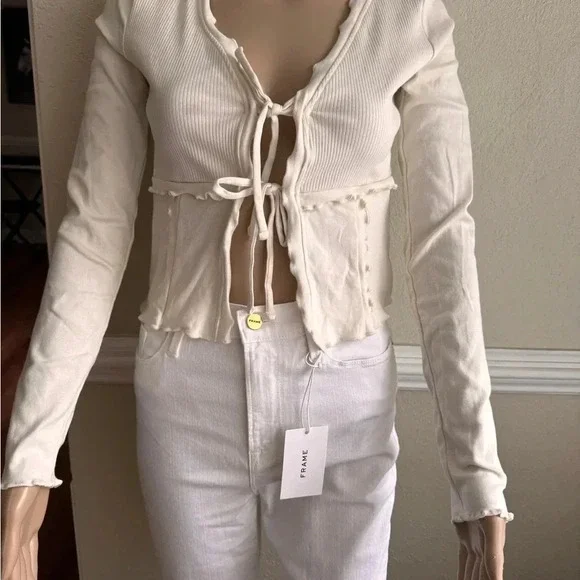 Urban Outfitters Cream Tie Front Long Sleeve Top Size Small NWOT - Picture 2 of 8